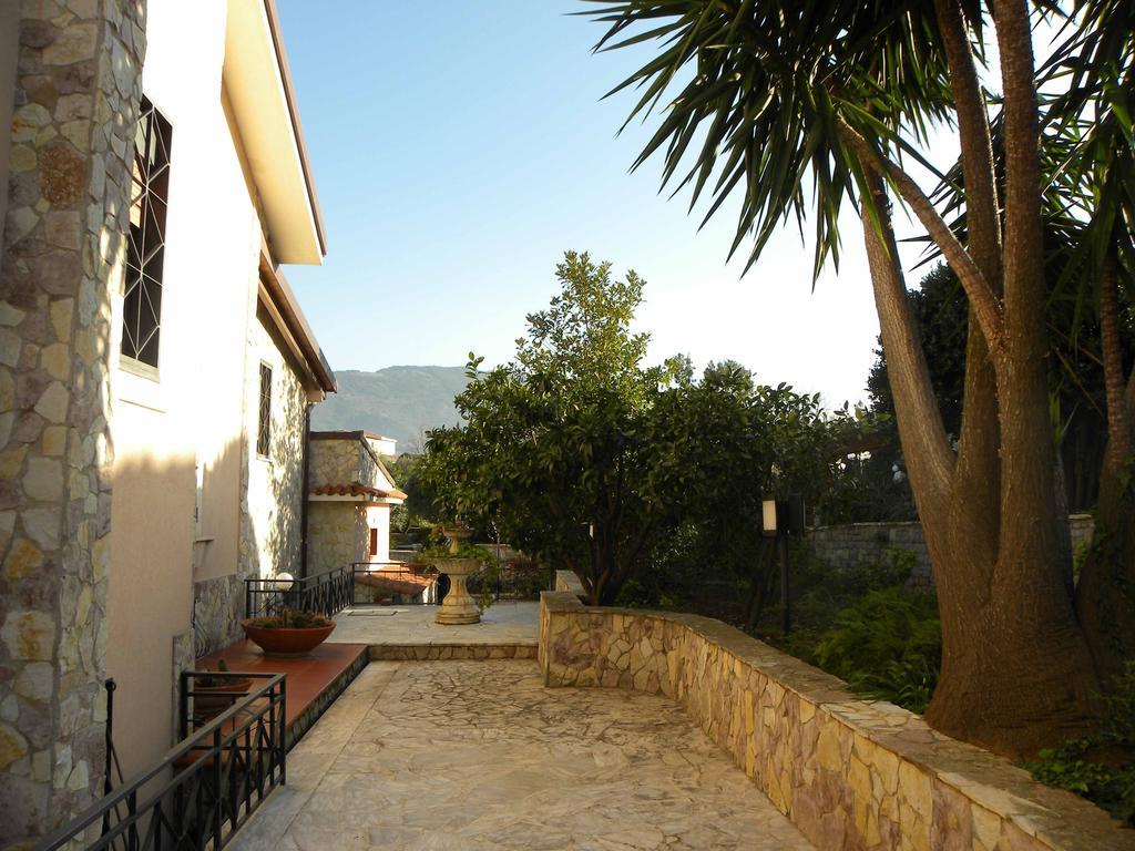 B&B Al Giardino Monreale Εξωτερικό φωτογραφία